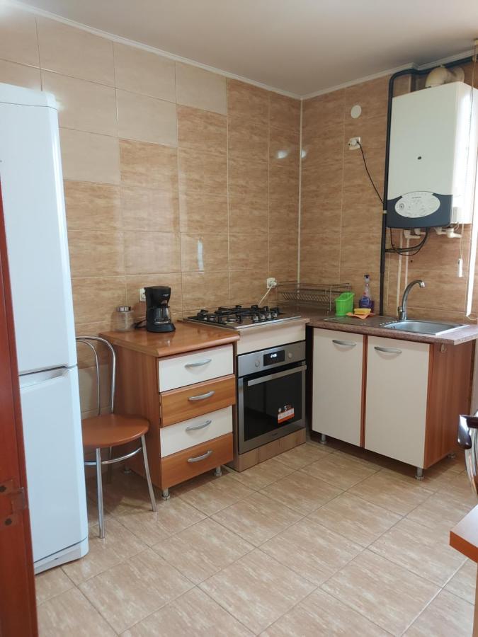 Bya Apartment Iasi Bagian luar foto
